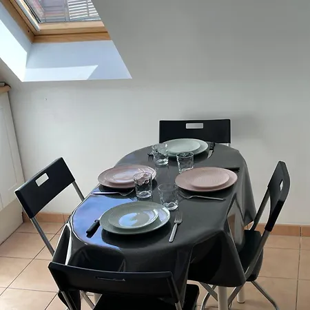 2 Pièces à La Gare De Creil