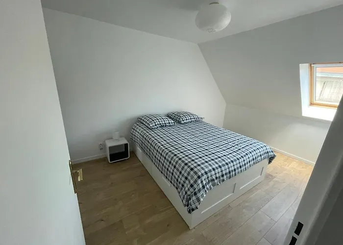 2 Pieces A La Gare De Creil